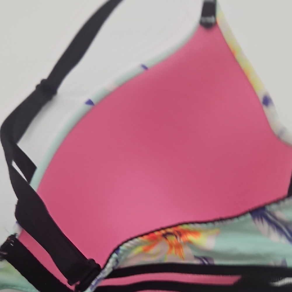 Victoria's Secret Mint Floral Bra with Black Straps Wear Everywhere T-shirt - Picture 9 of 11